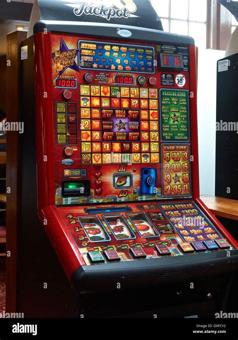 UK SLOTS FRUIT MACHINES .